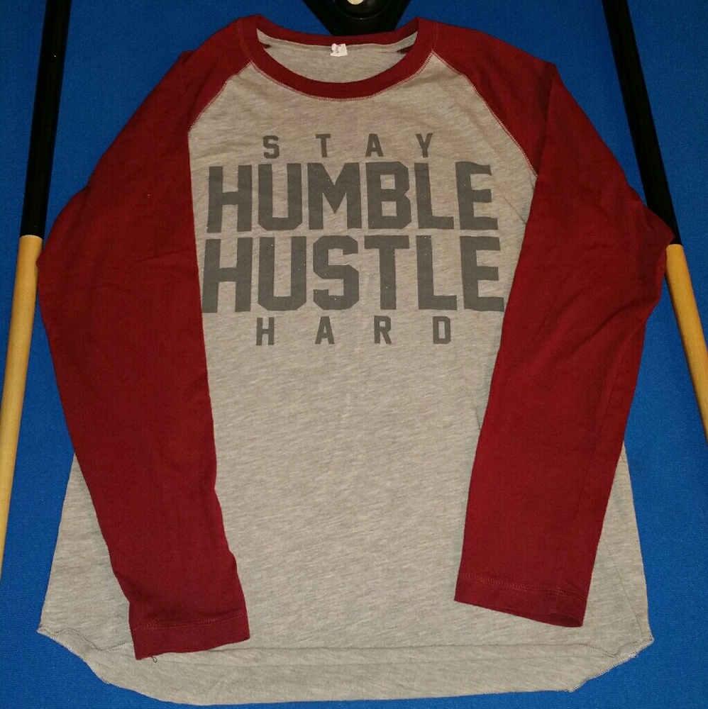 STAY HUMBLE HUSTLE HARD👕Size S/M